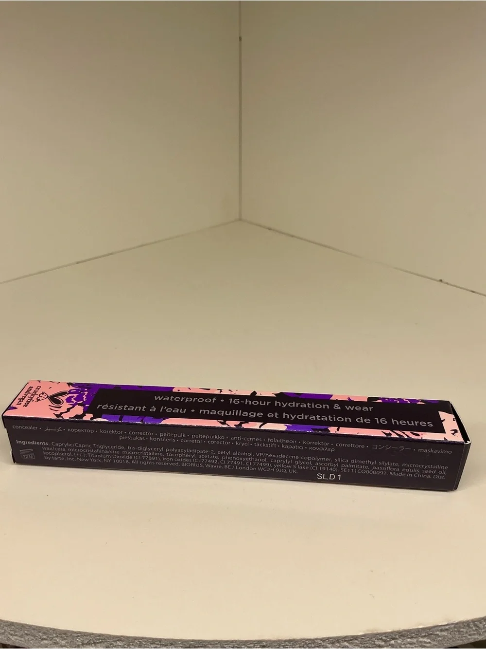 tarte Creaseless Concealer - Tan (Purple Cap)